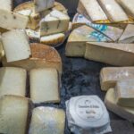 Les Meilleurs Fromages à Déguster : Un Voyage à Travers les Saveurs Lactées